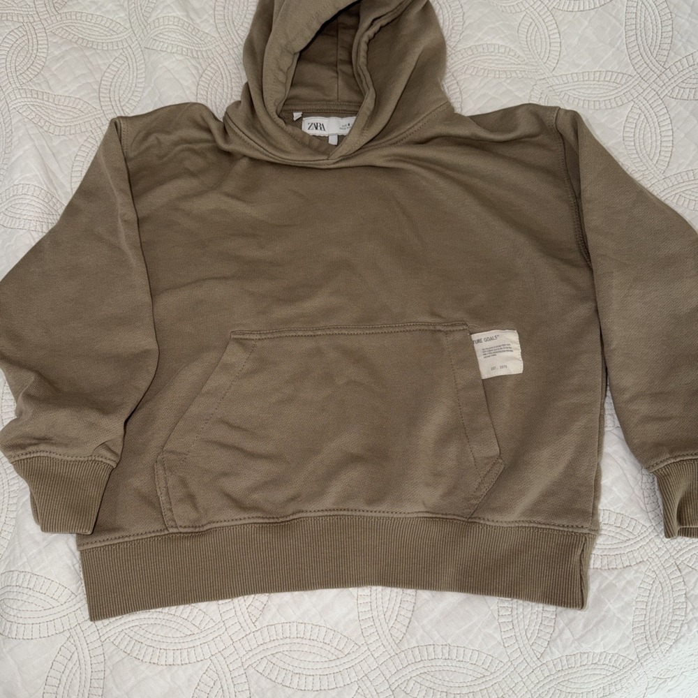 Zara Kids Sz 8 Brown Pullover Hoodie w/Kangaroo Pocket Future Goals Patch